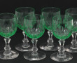 5 verres à pied en verre vert et transpa
