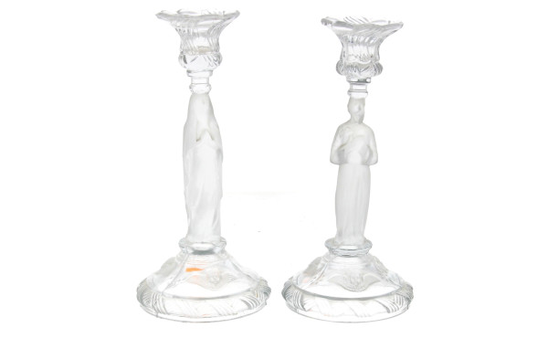 Paire de flambeaux anciens en verre moul