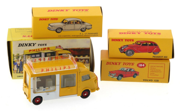 DINKY TOYS par ATLAS - Lot comprenant un