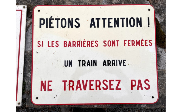 SNCF - 2 panneaux d'avertissements "Défe