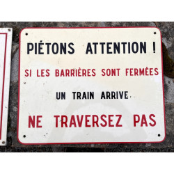 SNCF - 2 panneaux d'avertissements "Défe