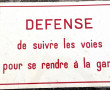 SNCF - 2 panneaux d'avertissements "Défe