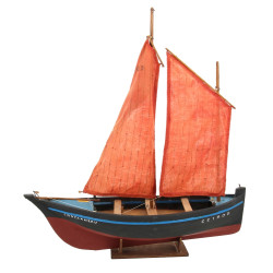 Maquette de bateau de pêche "Concarneau"