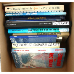 MARINE - carton de livres dont Marine d