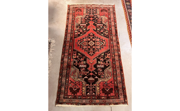 Tapis en laine points noués iranien, 109