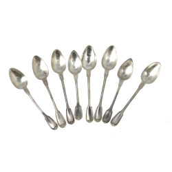 8 petites cuillères mêlées en argent, mo