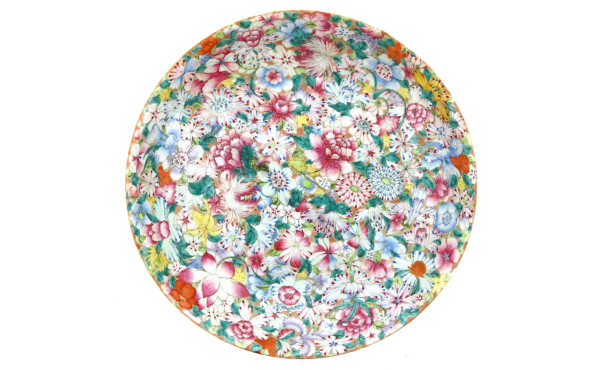 CHINE - Plat creux en porcelaine à décor