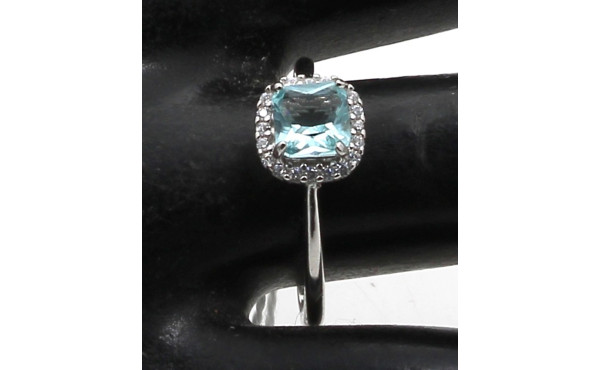 Bague en argent 925ème sertie d'un stras