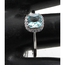 Bague en argent 925ème sertie d'un stras