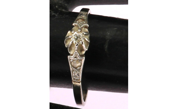 FRAIS REDUITS A 15 % - Bague ancienne en