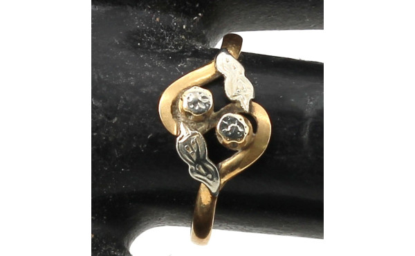 Bague ancienne en or 18 cts, trace de po