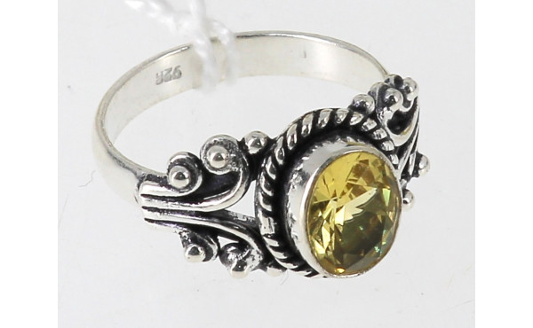 Bague argent 925ème sertie d'un strass j