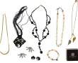 Lot de bijoux fantaisie : 5 colliers don