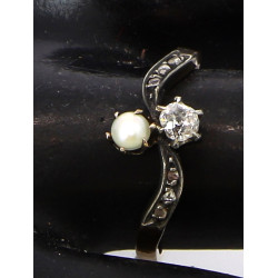 FRAIS REDUITS A 15 % - Bague ancienne en