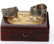 Bracelet jonc ouvert oriental en argent,