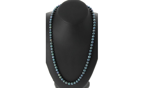 Collier en sautoir en perles d'eau douce