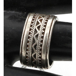 Bague jonc travaillé en argent 925ème, p