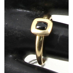 Bague en or jaune 18 cts sertie d'un sap