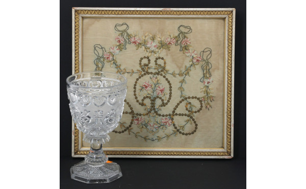 Verre forme calice en cristal à décor de