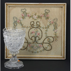 Verre forme calice en cristal à décor de