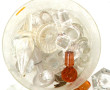 Lot de bouchons de carafe dans un pot en