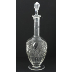 Carafe ancienne en cristal taillé, avec 