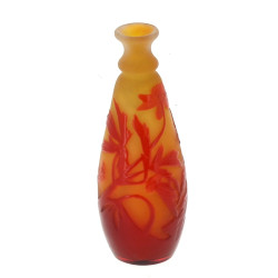 GALLE - Petit vase en verre multicouched