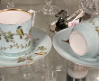 6 tasses et 6 sous tasses en porcelaine 