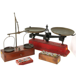 Balance trébuchet et une balance type Ro