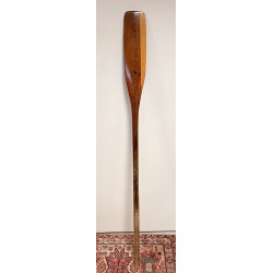 Rame en partie en bois vernis