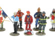 POMPIERS - 15 figurines en plomb de pom