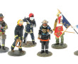 POMPIERS - 15 figurines en plomb de pom