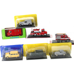 Lot de 7 véhicues 1/43 en BO