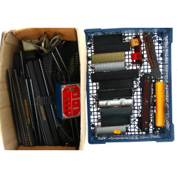 Lot de wagons divers, fourgons et carton