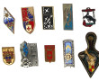 Lot d'insignes militaires divers