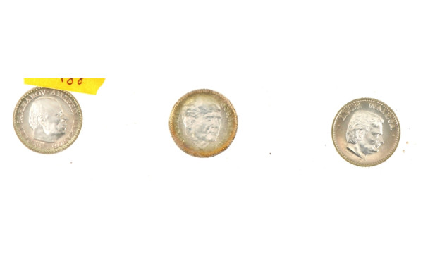 PRIX NOBEL - 3 médailles commémoratives 