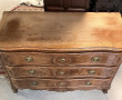 Commode en bois naturel, ouvrant à 3 tir