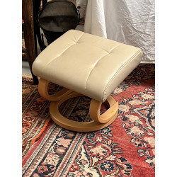 HIMOLLA - Repose-pied en cuir crème, piè