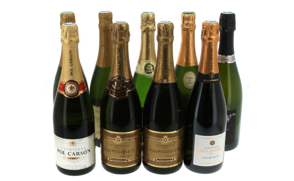 FOND DE CAVE comprenant 4 bouteilles de 