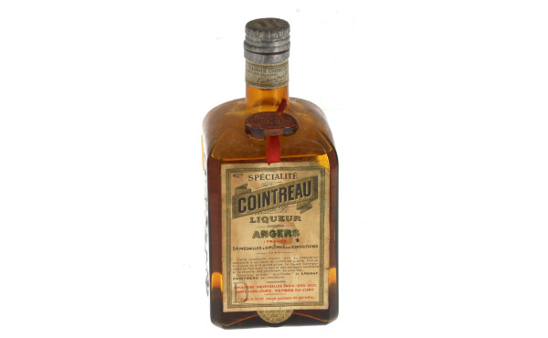 COINTREAU - Bouteille ancienne de liqueu