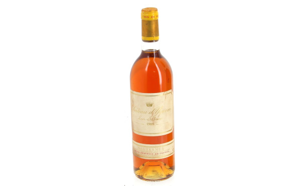 1 B Ch YQUEM 1989 Sauternes (salissures 