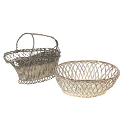 Bannette en métal argenté tressé, L 23 c