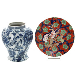 CHINE - Jolie assiette en porcelaine à d