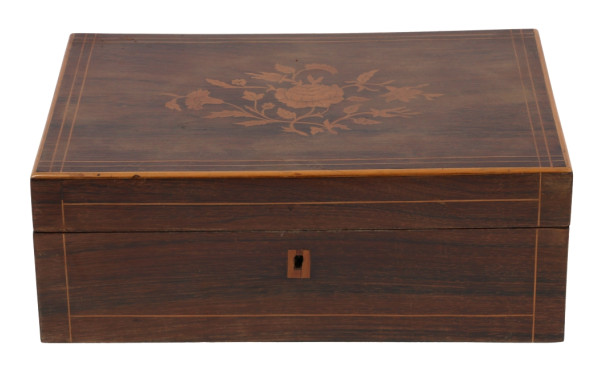 Coffret rectangulaire en placage et marq