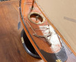 Belle maquette de Yatch 1930, sur socle.