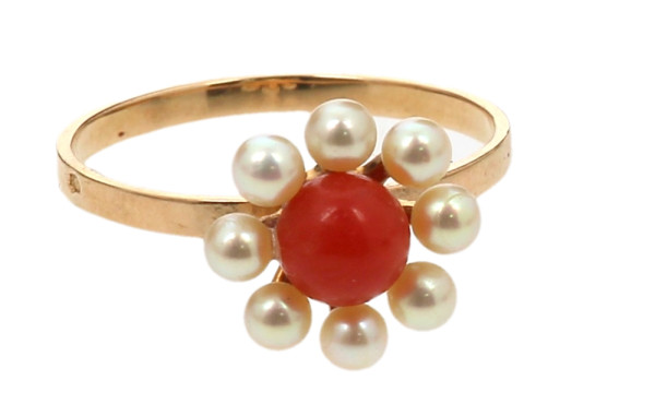 Bague en or jaune 18 carats, poinçon têt