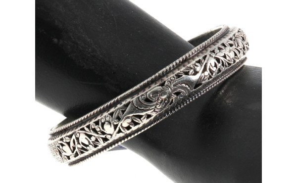 Bracelet jonc en alliage d'argent, décor