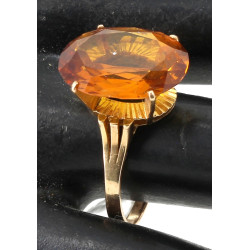 Bague en or jaune 18 carats, sertie d'un