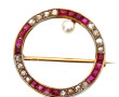 Petite broche circulaire ancienne en or 
