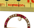 Petite broche circulaire ancienne en or 